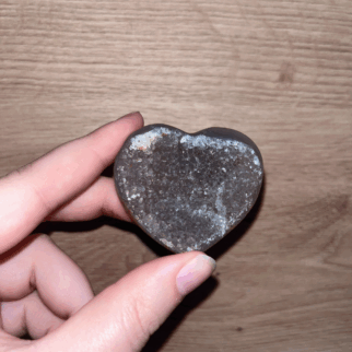 agaat hart, agaat werkt aardend, stabiliserend en beschermend.