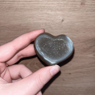 agaat hart, agaat werkt aardend, stabiliserend en beschermend.