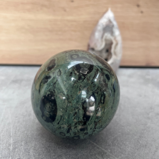 Eldariet kogel, geeft rust, balans, aarde en bescherming